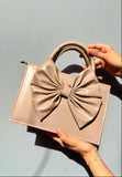 ZEMIMAAS Handbag Gloss Bow – Beige