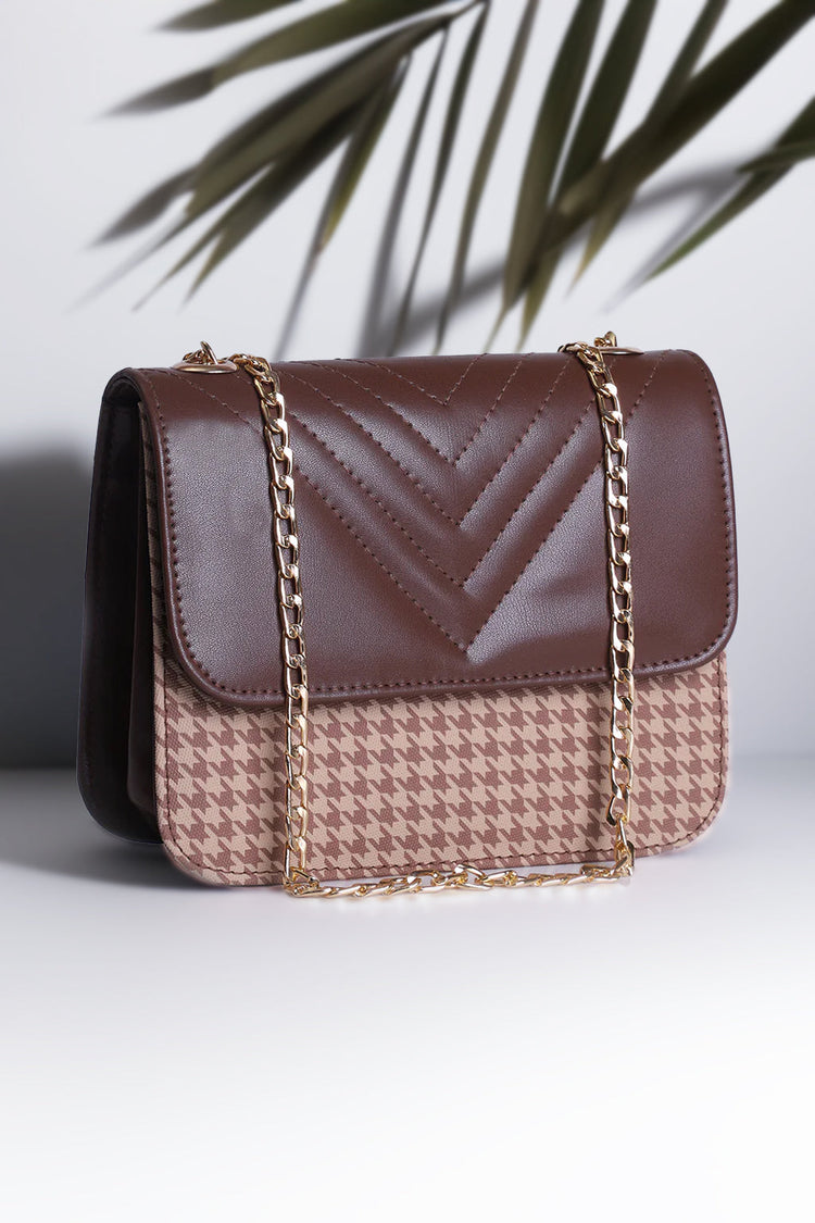 ZEMIMAAS Shoulder Bag ChevronFlap – Brown